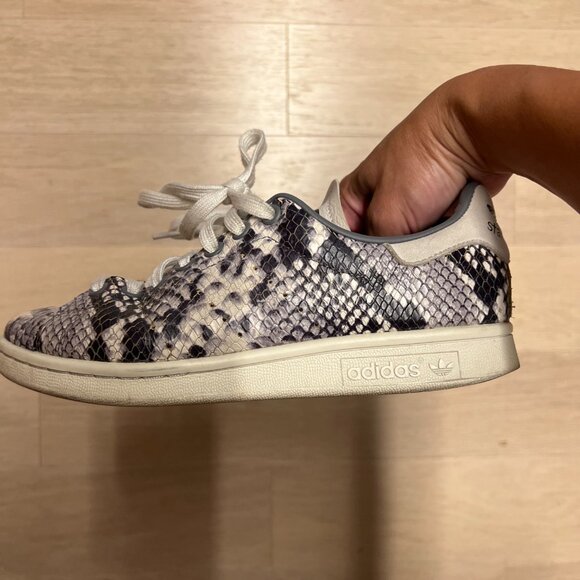 Adidas Stan Smith 'Snakeskin' - M 5.5, W 7 - Crystal White/Grey Four/Core Black - Picture 4 of 7